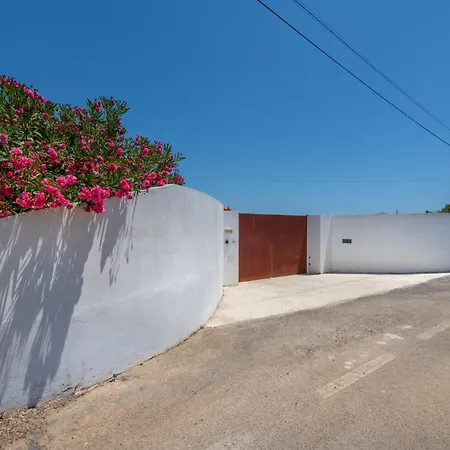 Terracotta Bed and Breakfast
